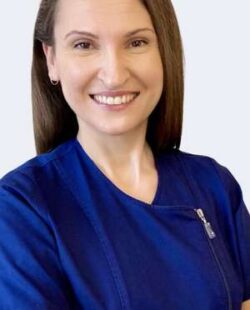 Dr Iwona Dolot-Defratyka