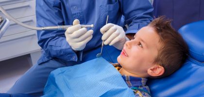 Lapisowanie zębów mlecznych