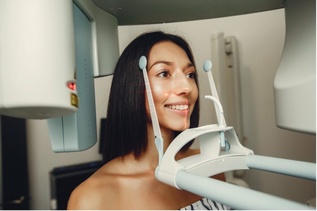 Tomografia stożkowa CBCT (3D) - 5 rzeczy, które musisz wiedzieć przed badaniem